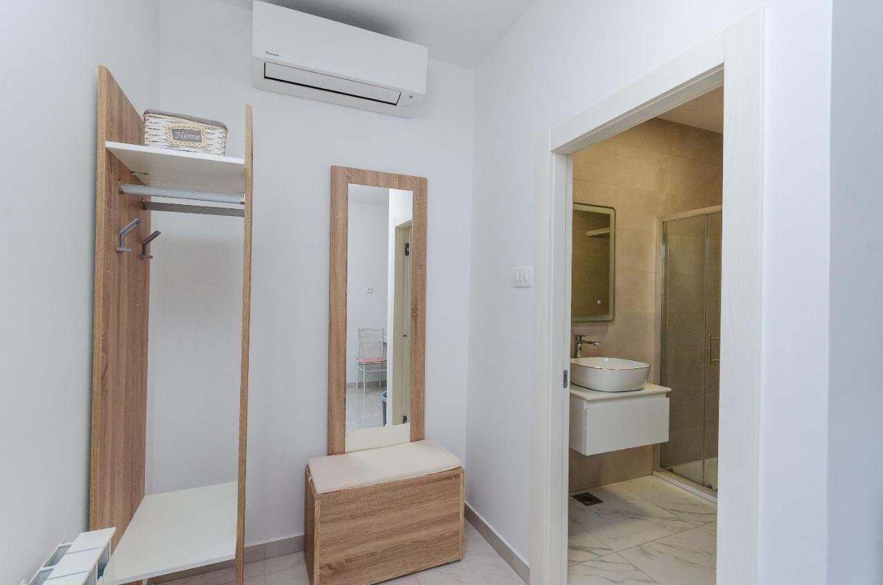 Apartment Zdenko 罗维尼 外观 照片