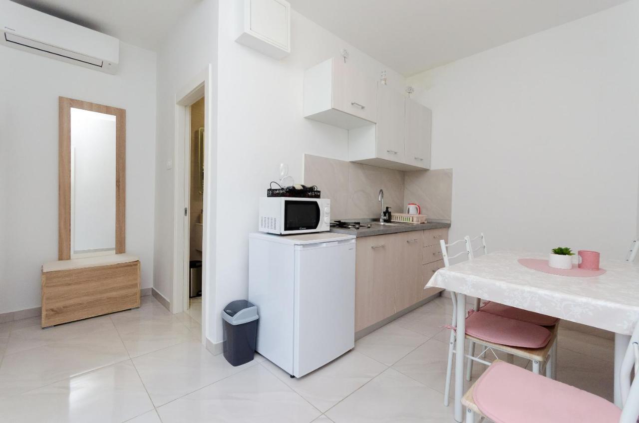Apartment Zdenko 罗维尼 外观 照片