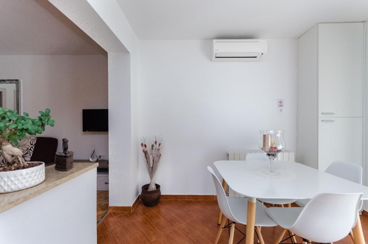 Apartment Zdenko 罗维尼 外观 照片