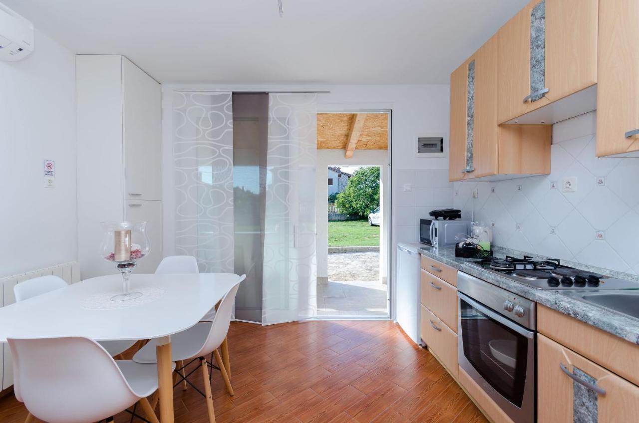 Apartment Zdenko 罗维尼 外观 照片