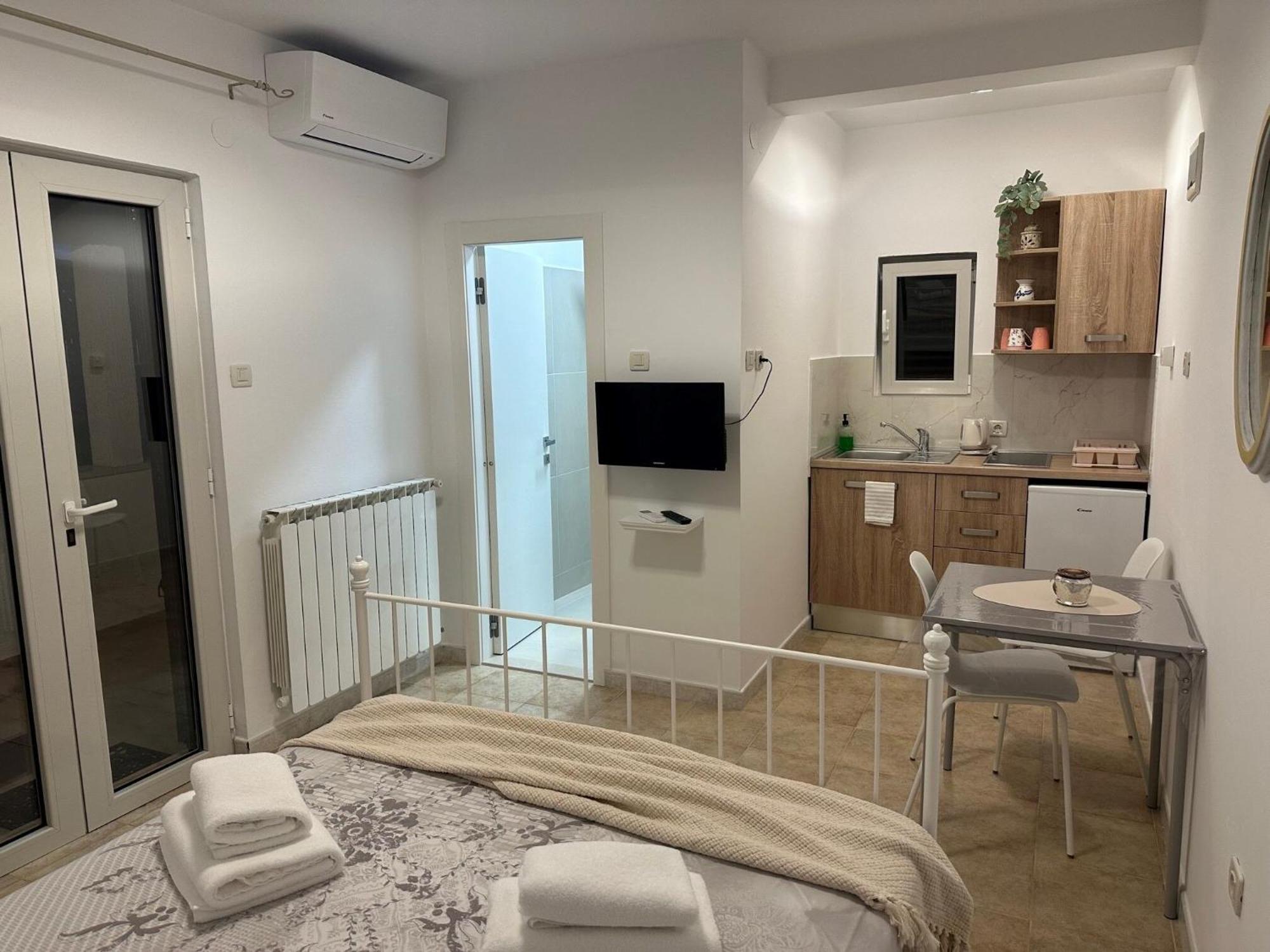 Apartment Zdenko 罗维尼 外观 照片